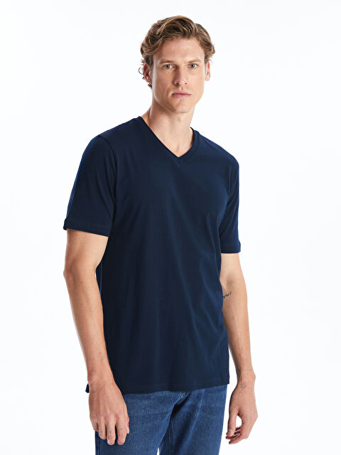 LCWAIKIKI Classic V Yaka Kısa Kollu Penye Erkek Tişört - W40807Z8-DWP