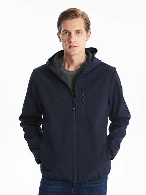 LCWAIKIKI Classic Standart Kalıp Kapüşonlu Erkek Yağmurluk - W41063Z8-RFD