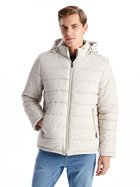 LCWAIKIKI Classic Standart Kalıp Kapüşonlu Erkek Şişme Mont - W41066Z8-VFU