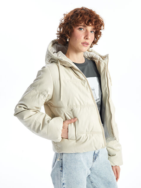 LCW Vision Women's Hooded Plain Puffer Coat - W41132Z8-FES