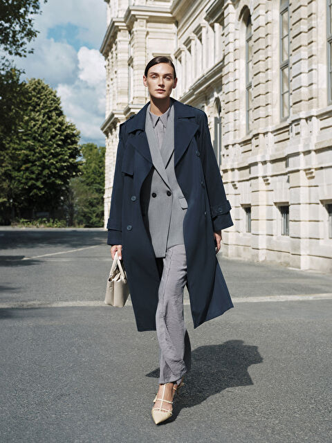 LCW Modest Ceket Yaka Oversize Kadın Trençkot - W41463Z8-YBY