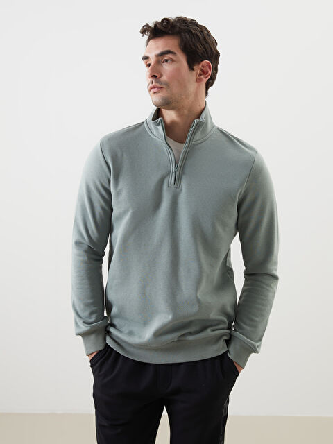 LCWAIKIKI Classic Dik Yaka Uzun Kollu Erkek Kalın Sweatshirt - W42313Z8-Z7G