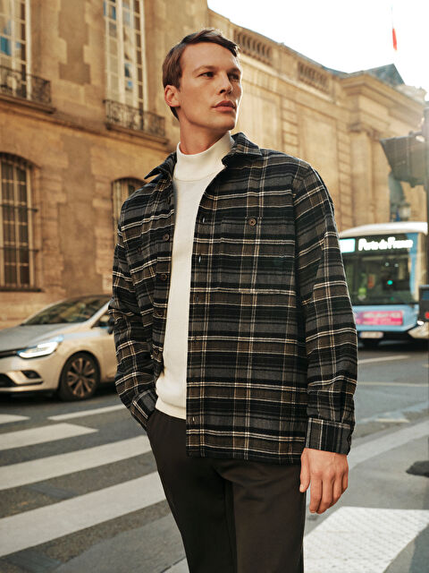 LCWAIKIKI Classic Regular Fit Uzun Kollu Ekose Gabardin Erkek Gömlek - W42401Z8-LKQ