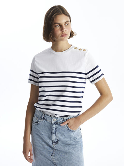 LCW Vision Bisiklet Yaka Çizgili Kısa Kollu Kadın Tişört - W43301Z8-LGS