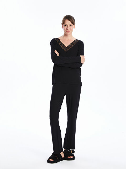 LCW DREAM V Yaka Kadın Pijama Takımı - W43931Z8-CVL