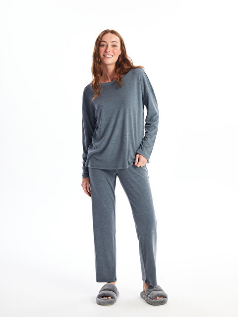 LCW DREAM Bisiklet Yaka Düz Uzun Kollu Kadın Pijama Takımı - W44639Z8-HFP