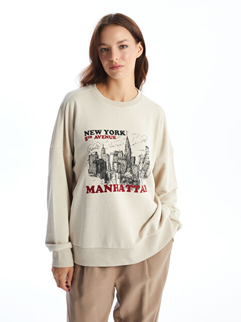 LCW Vision Bisiklet Yaka Baskılı Oversize Kadın Sweatshirt - W45713Z8-G8H