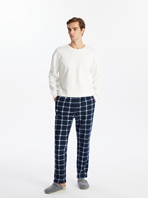 LC WAIKIKI Standart Kalıp Ekose Polar Erkek Pijama Alt - W47047Z8-LSJ