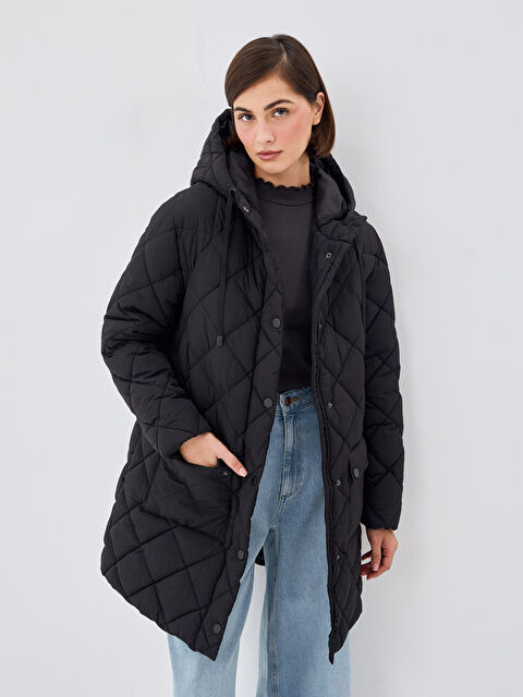 LCW Modest Kapüşonlu Kapitone Oversize Kadın Şişme Mont - W47610Z8-RQL