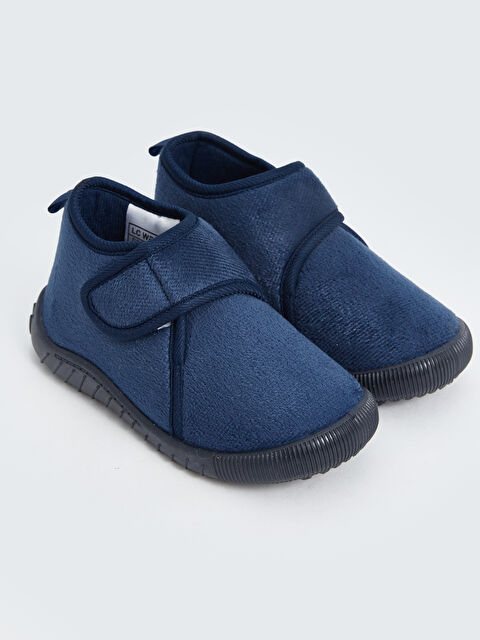 LCW STEPS Cırt Cırtlı Erkek Çocuk Panduf