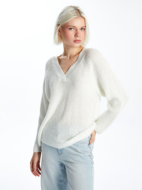 XSIDE V Yaka Dokulu Kadın Triko Kazak - W4AB01Z8-R9J