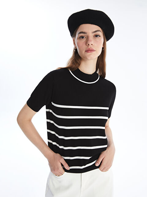 LCW Modest Dik Yaka Çizgili Kısa Kollu Kadın Triko Kazak - W4AV49Z8-LEF