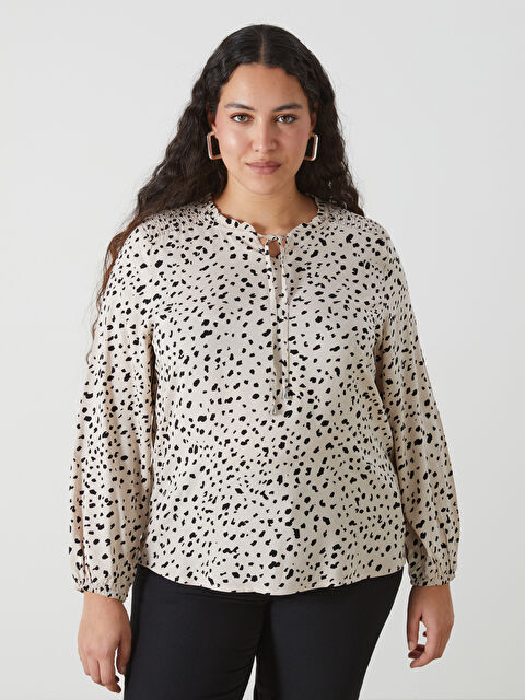 LCW Grace Notch Neck Patterned Women's Blouse - W4BA02Z8-LQB