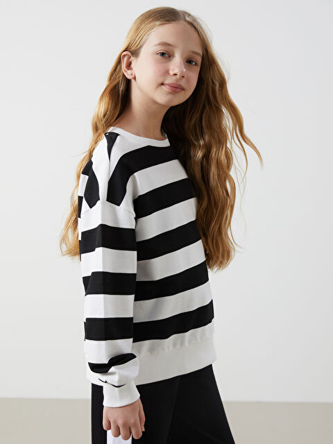 LCW Kids Bisiklet Yaka Kız Çocuk Kalın Sweatshirt - W4BB72Z4-LEG