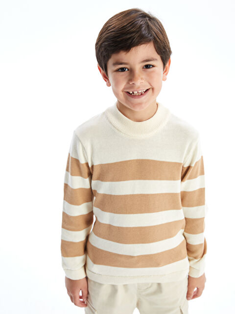 LCW Kids Bisiklet Yaka Erkek Çocuk Triko Kazak - W4BE90Z1-CR8