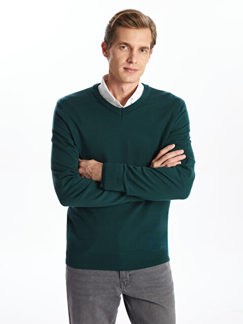 LCWAIKIKI Classic V Yaka Uzun Kollu Erkek Triko Kazak - W4BM41Z8-YDA