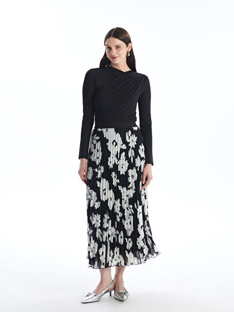 LCWAIKIKI Classic Beli Lastikli Desenli Pileli Kadın Etek - W4BN94Z8-LQJ