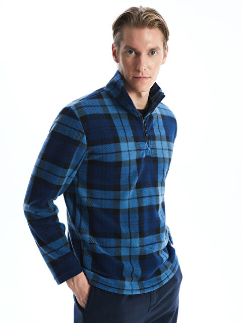 LC WAIKIKI Dik Yaka Uzun Kollu Polar Erkek Pijama Üst - W4CR58Z8-LSJ