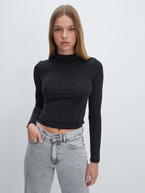 LCW Vision Dik Yaka Parlak Görünümlü Kadın Body - W4DE40Z8-CVL