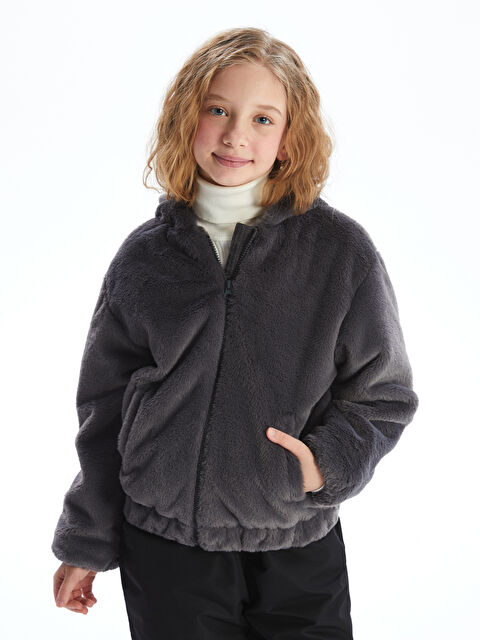 LCW Kids Kapüşonlu Kız Çocuk Suni Kürk Mont - W4DE74Z4-D6B