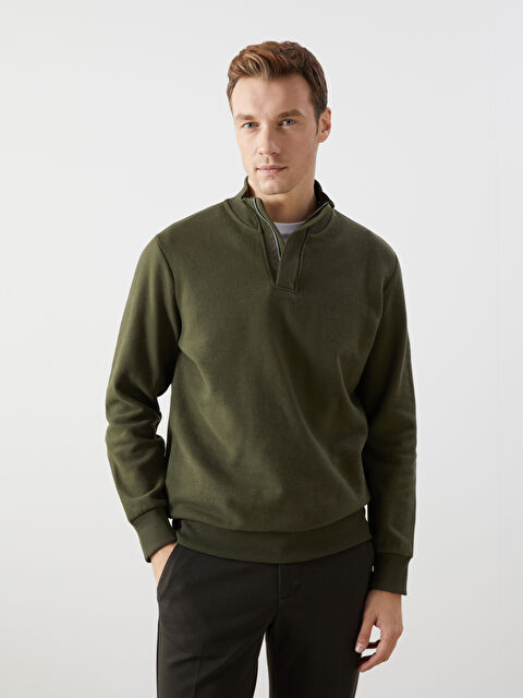 LCWAIKIKI Classic Dik Yaka Erkek Sweatshirt - W4DS21Z8-YJX