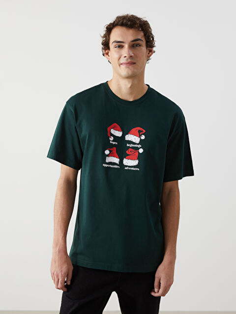 XSIDE Bisiklet Yaka Kısa Kollu Yılbaşı Temalı Penye Erkek Tişört - W4EC51Z8-YED