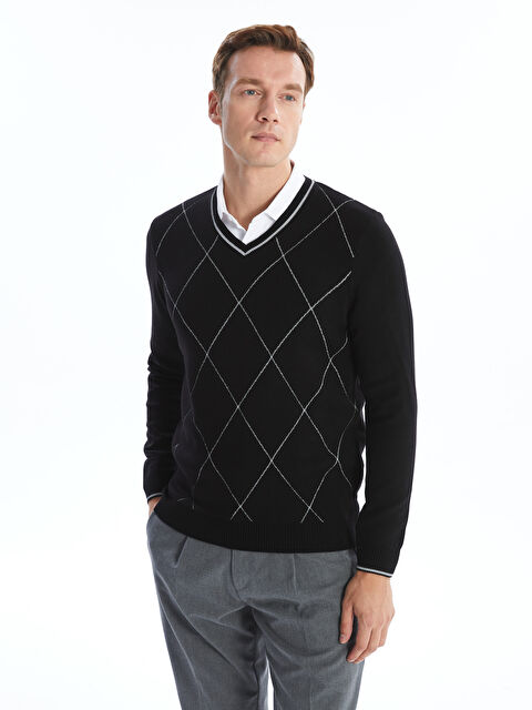 LCWAIKIKI Classic V Yaka Uzun Kollu Erkek Triko Kazak - W4ES24Z8-CVL