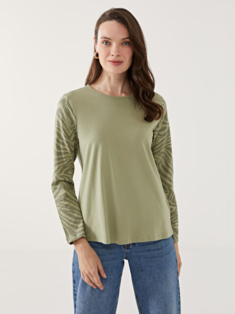 LCW Grace Bisiklet Yaka Desenli Kadın Tişört - W4FI34Z8-GHY