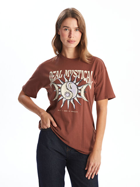 LCW Modest Bisiklet Yaka Baskılı Kısa Kollu Kadın Tişört - W4FI91Z8-HHA