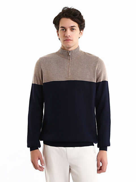 LCWAIKIKI Classic Zippered Funnel Neck Men's Knit Sweater - W4FV64Z8-RFH