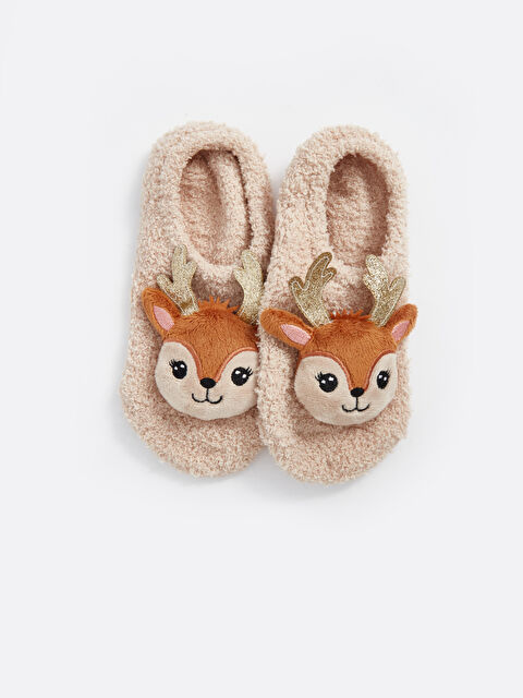 LCW Kids 3 Boyutlu Aplike Detaylı Kız Çocuk Ev Çorabı - W4FY00Z4-FYH