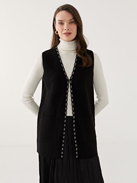 LCW Grace V Yaka Desenli Kadın Triko Yelek - W4G679Z8-CVL