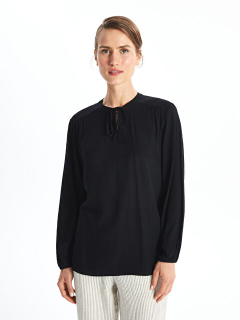 LCWAIKIKI Classic Bağlamalı Yaka Düz Uzun Kollu Kadın Bluz - W4GL20Z8-CVL