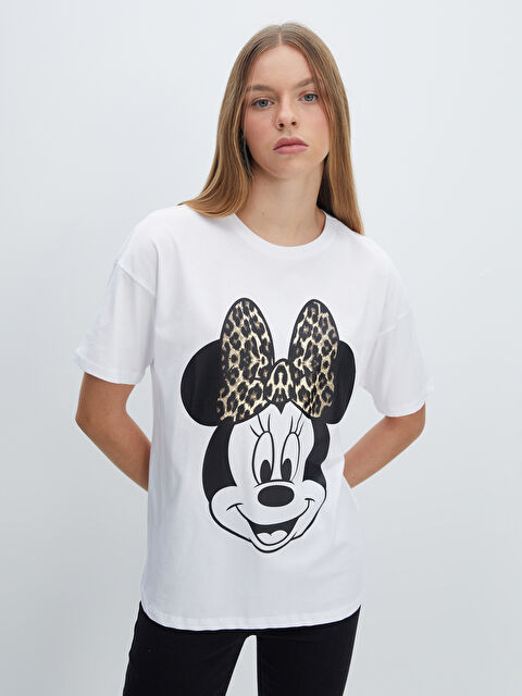 LCW Vision Bisiklet Yaka Minnie Mouse Baskılı Kadın Tişört - W4H482Z8-Q6K