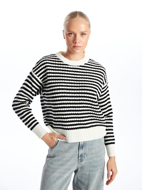 XSIDE Bisiklet Yaka Çizgili Oversize Kadın Triko Kazak - W4H973Z8-LEG