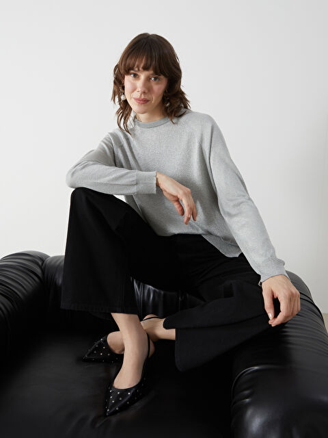 LCWAIKIKI Basic Bisiklet Yaka Parlak Görünümlü Kadın Triko Kazak - W4HY11Z8-SLS