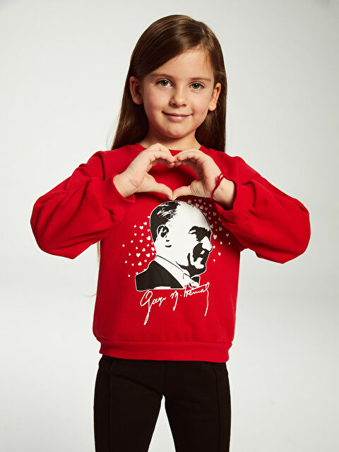 LCW Kids Bisiklet Yaka Uzun Kollu Atatürk Baskılı Kız Bebek Sweatshirt - W4I160Z1-HJY