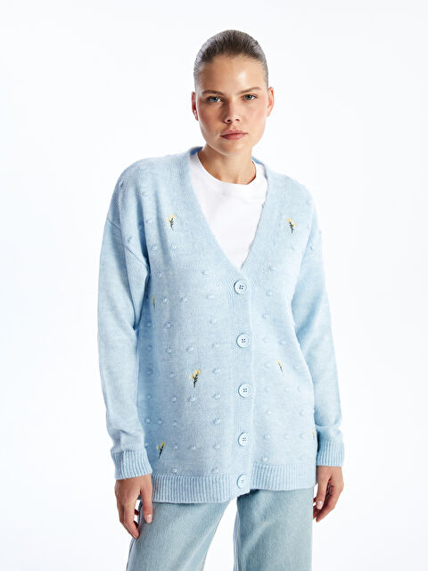 LCWAIKIKI Maternity V Yaka Nakışlı Hamile Triko Hırka - W4I732Z8-V0Z