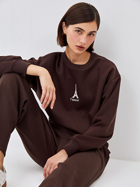 LCW Vision Bisiklet Yaka Nakışlı Oversize Kadın Sweatshirt - W4ID35Z8-JR3