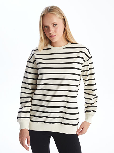 LCW Comfort Bisiklet Yaka Çizgili Kadın Sweatshirt - W4ID62Z8-LEG