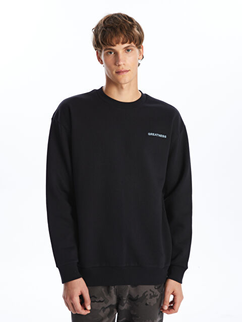 XSIDE سويت شيرت مطبوع بأكمام طويلة برقبة دائرية للرجال - W4IK70Z8-CVL