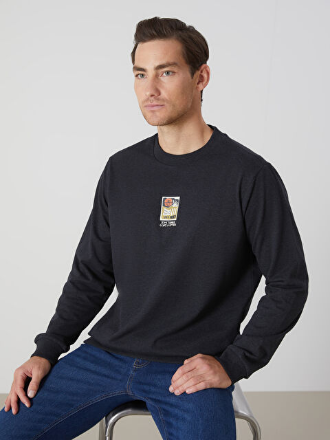 LCW ECO Bisiklet Yaka Baskılı Erkek Kalın Sweatshirt - W4IR18Z8-L8N