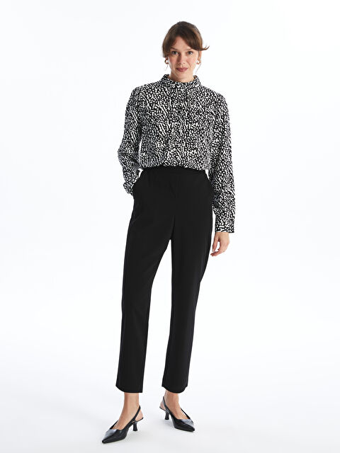 LCWAIKIKI Classic Beli Lastikli Kadın Pantolon - W4IS21Z8-CVL