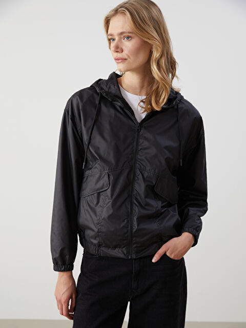 LCW Vision Kapüşonlu Oversize Kadın Yağmurluk - W4IU36Z8-CVL