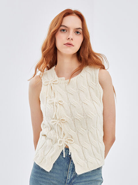 LCW Vision Bisiklet Yaka Kendinden Desenli Kadın Triko Yelek - W4J063Z8-FDU