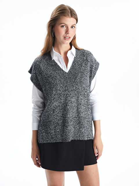 LCWAIKIKI Basic Kadın V Yaka Düz Triko Süveter - W4J127Z8-D3A