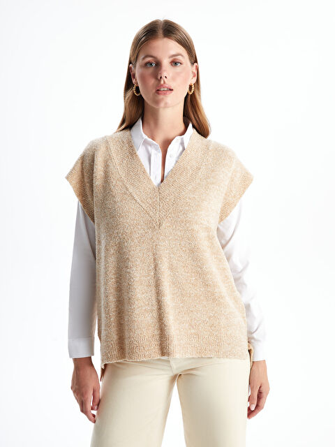 LCWAIKIKI Basic Kadın V Yaka Düz Triko Süveter - W4J127Z8-L9Y