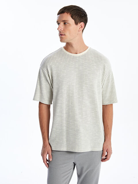 LCW Vision Bisiklet Yaka Kısa Kollu Çizgili Erkek Tişört - W4J609Z8-V1D