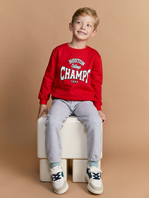 LCW Kids Bisiklet Yaka Baskılı Erkek Çocuk Tişört ve Eşofman Alt 2'li - W4JE35Z1-HMW