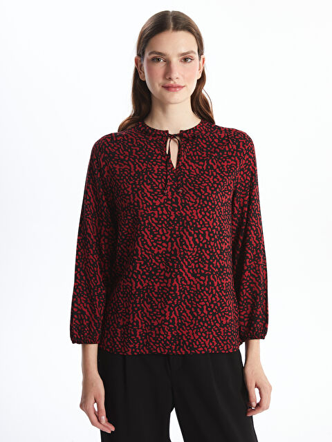 LCWAIKIKI Classic Bağlamalı Yaka Desenli Kadın Bluz - W4JI03Z8-LTQ